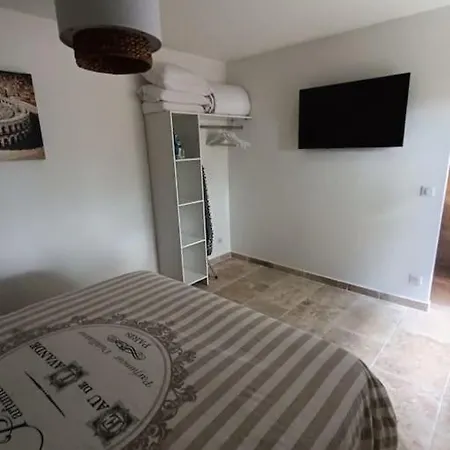 Ferienhaus Le Mazet De Papi En Garrigue