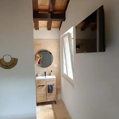 Le Mazet De Papi En Garrigue