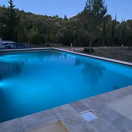 Le Mazet De Papi En Garrigue